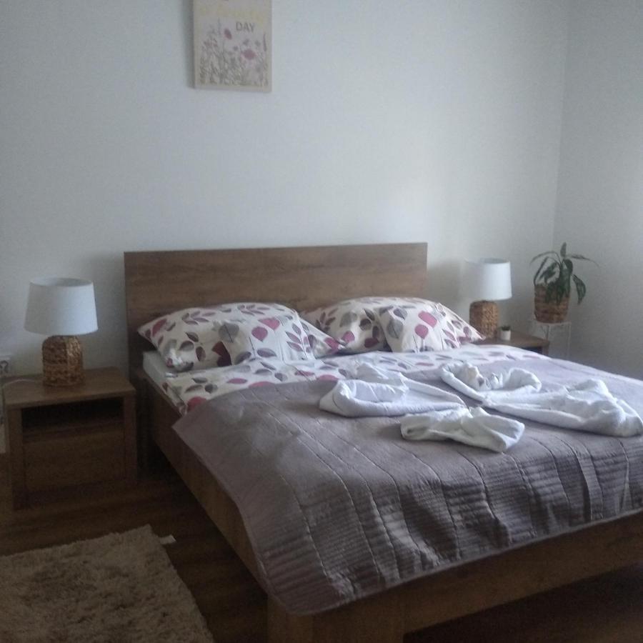 Kaptarko Apartmanhaz Demjén Eksteriør billede