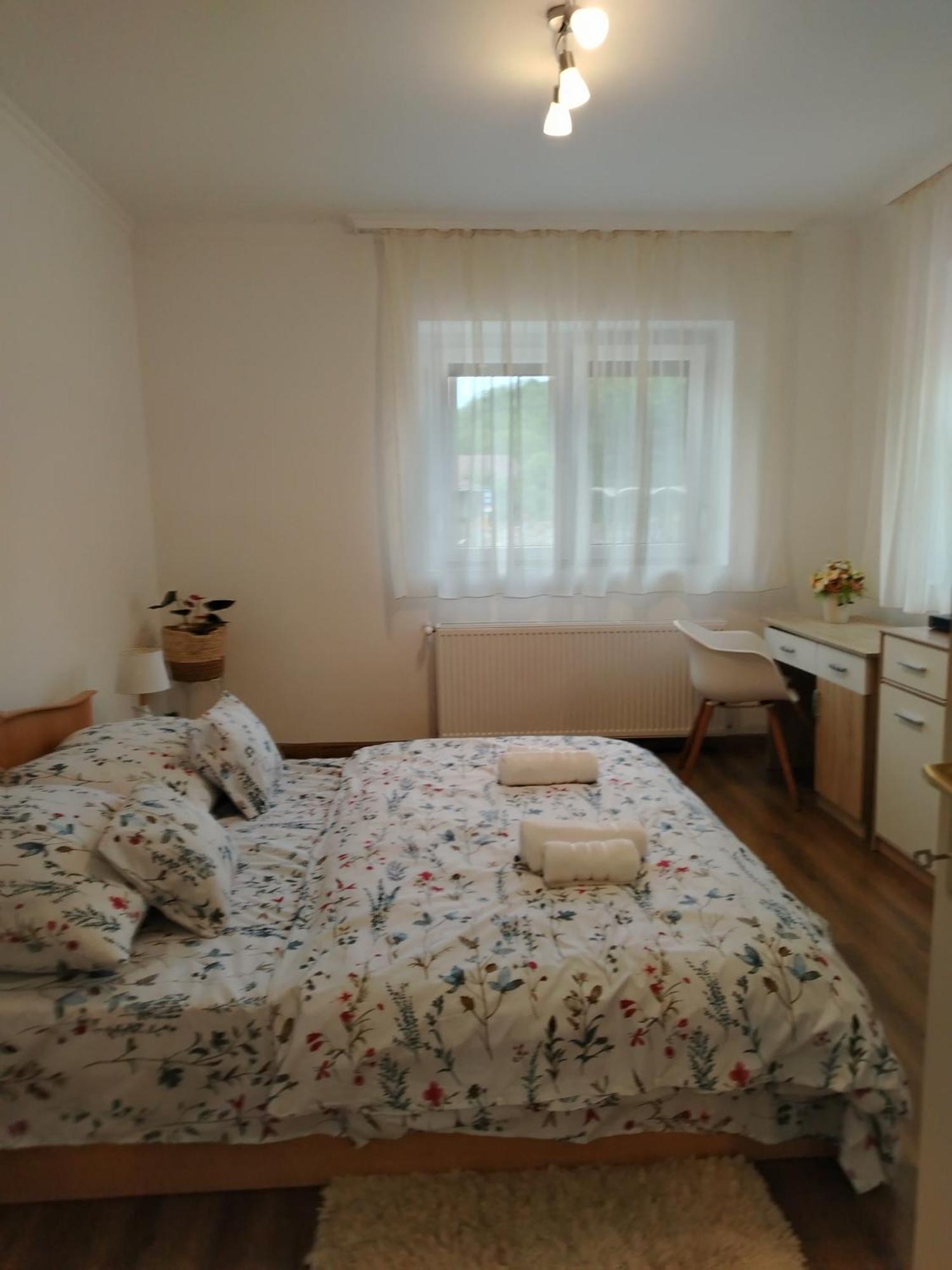 Kaptarko Apartmanhaz Demjén Eksteriør billede