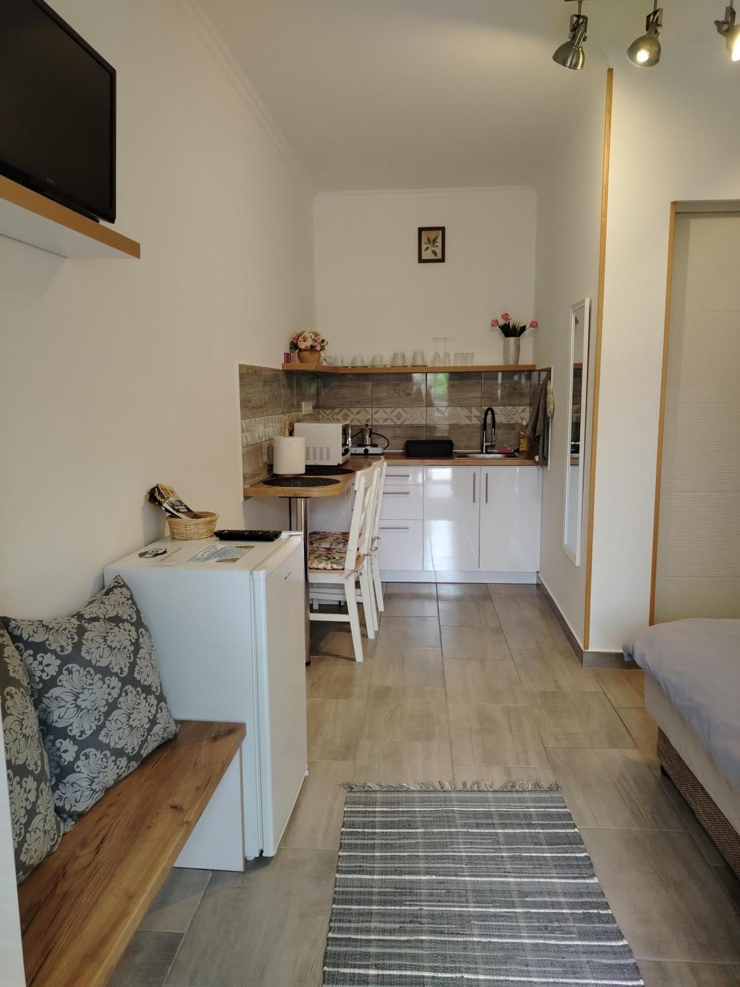 Kaptarko Apartmanhaz Demjén Eksteriør billede