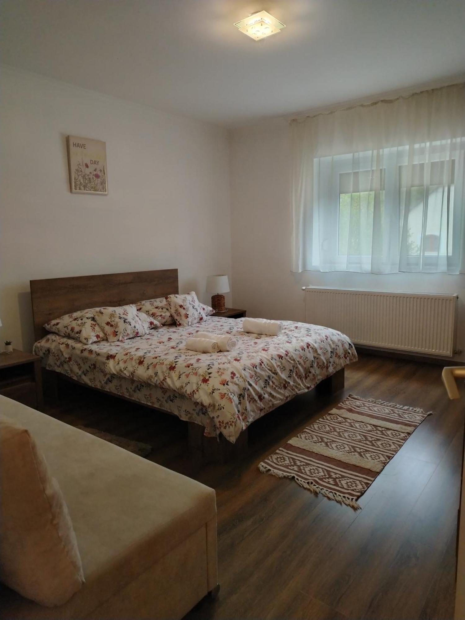 Kaptarko Apartmanhaz Demjén Eksteriør billede